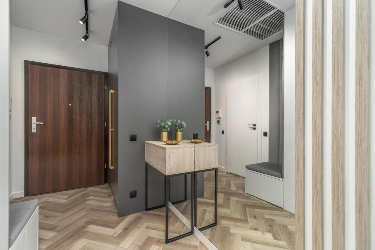 Comfy Apartments 4-5Th Floor Hanza Tower - Sauna & Pool Szczecin Dış mekan fotoğraf
